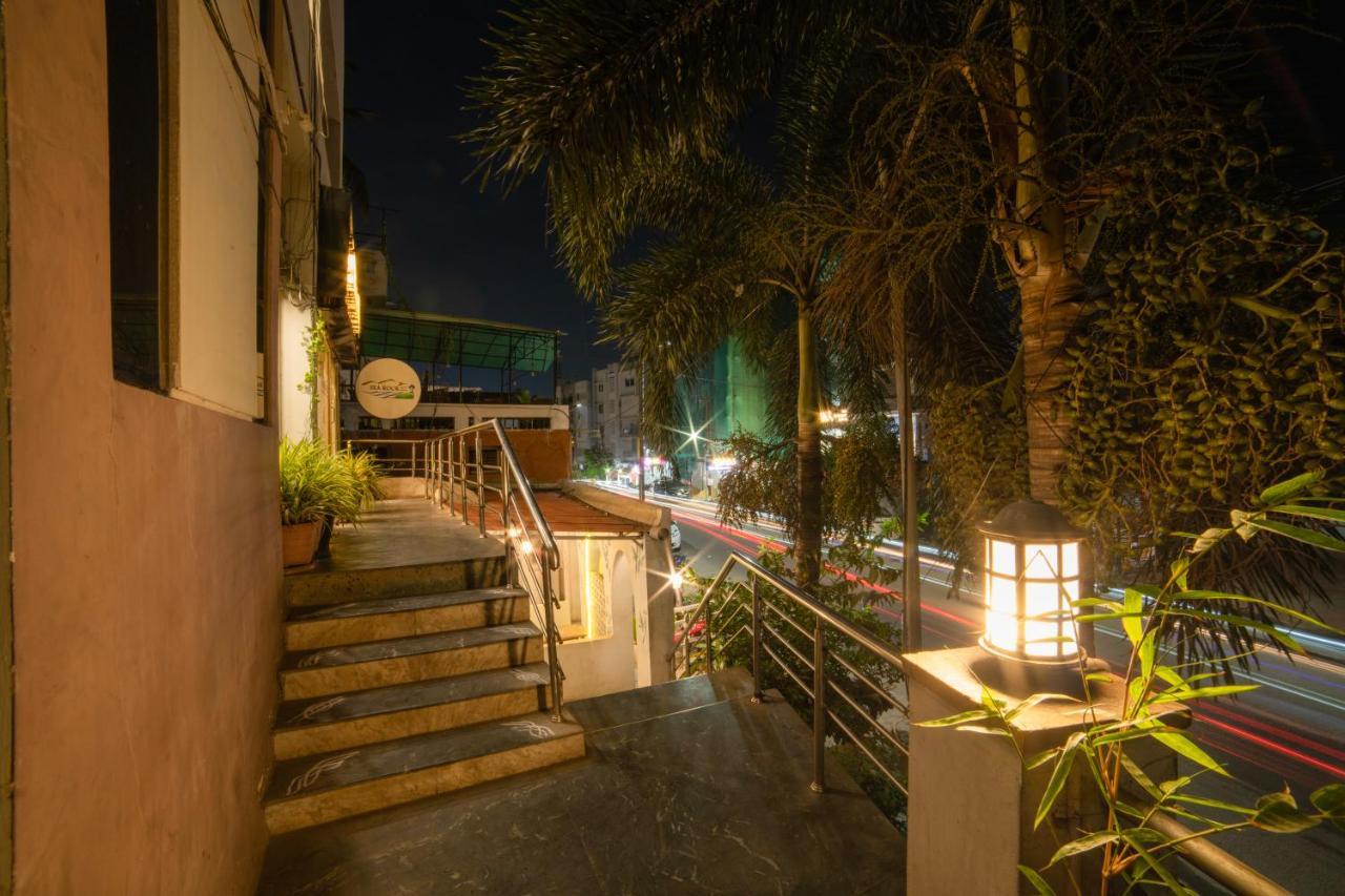 Hotel Searock Visakhapatnam Bagian luar foto